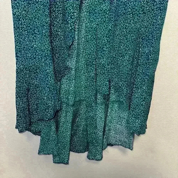 NWT! Zesica Teal Floral Wrap Dress with Ruffles Size M - Picture 6 of 10